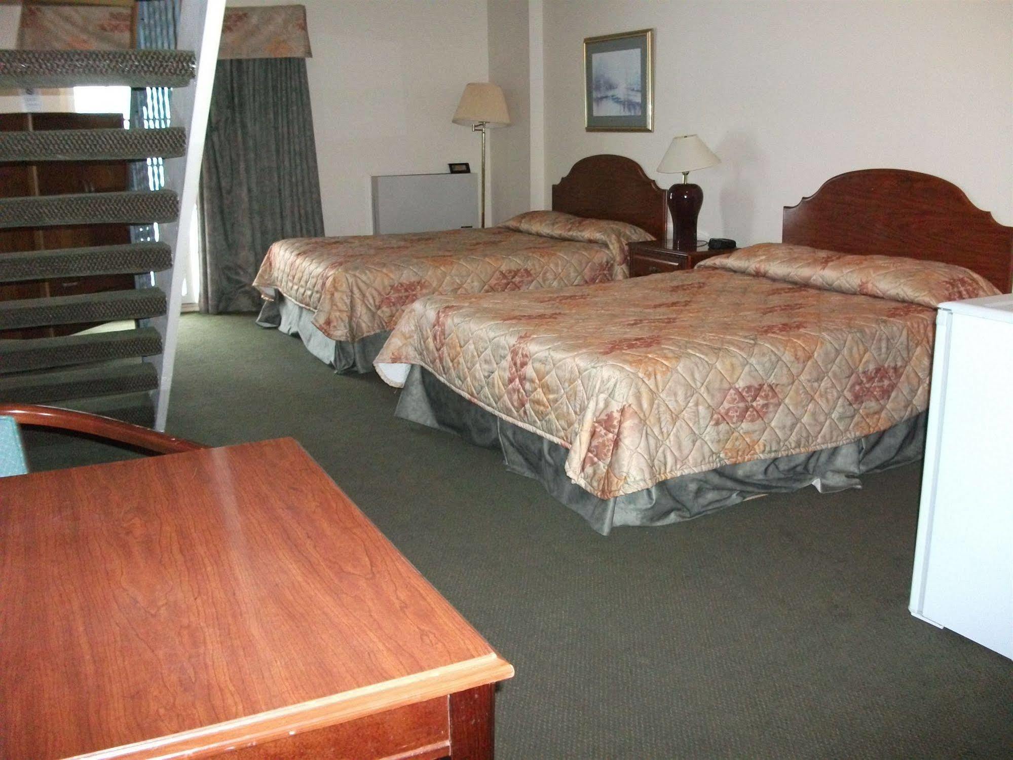 Travelodge By Wyndham Wasaga Beach Oda fotoğraf