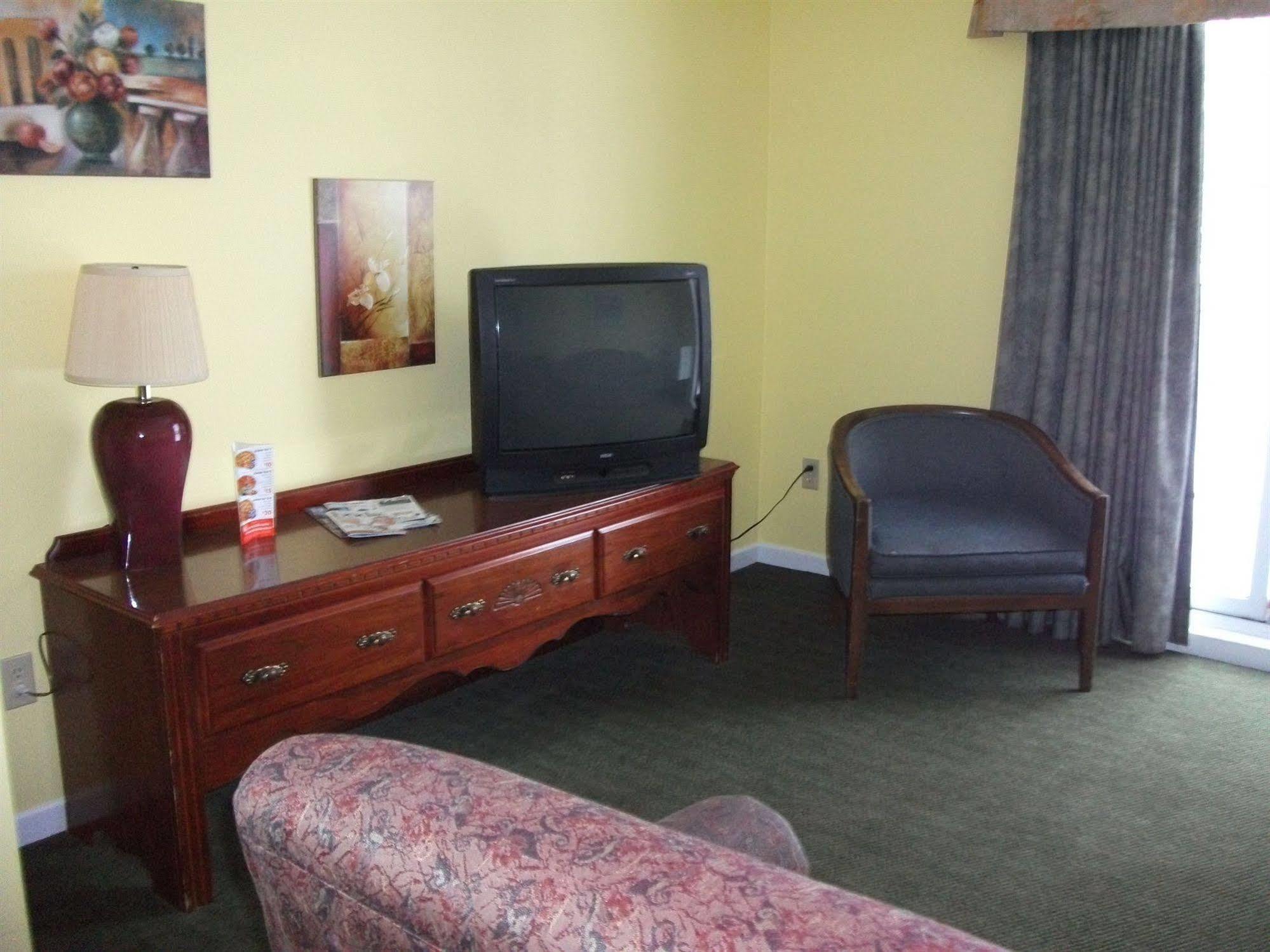 Travelodge By Wyndham Wasaga Beach Dış mekan fotoğraf