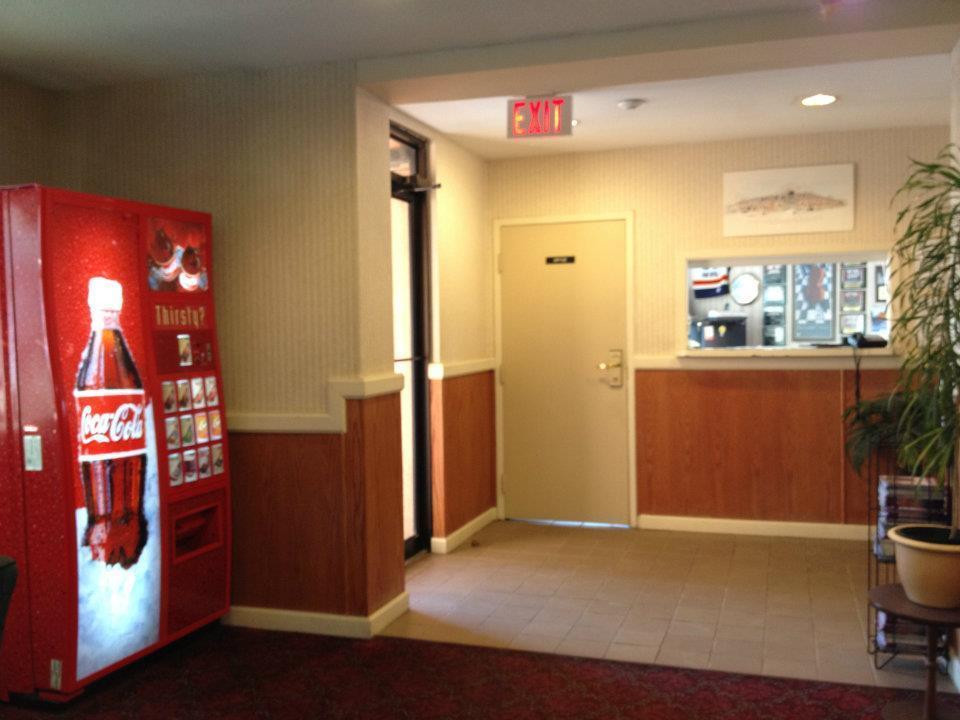 Travelodge By Wyndham Wasaga Beach Dış mekan fotoğraf